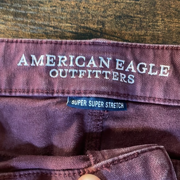 Woman’s Jean shirts American Eagle size 16 maroon - Picture 2 of 6